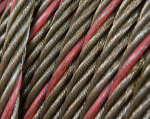 Câble d'acier à brins bleus à brins rouges et à brins de couleur